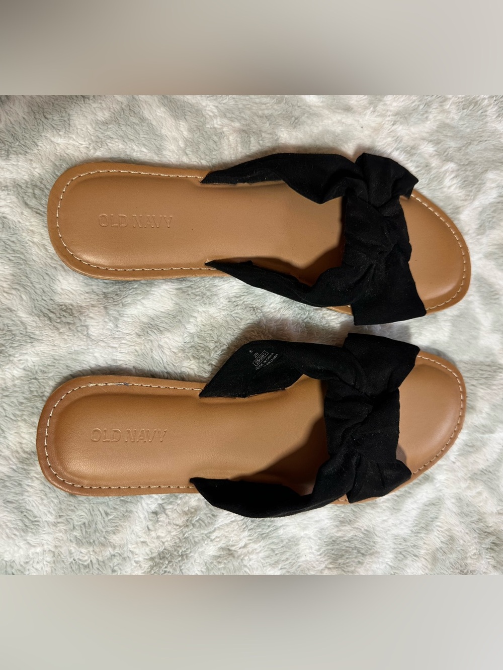 Old Navy Black Bow Slide Sandals with Tan Footbed